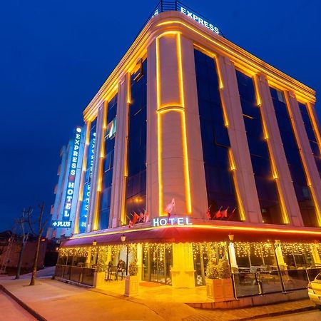 Plus Hotel Express Istanbul Exterior photo